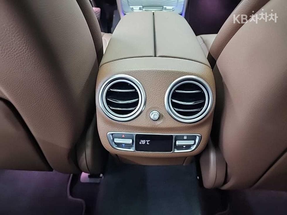 Mercedes-Benz E-Клас (W213)E350 4MATIC Exclusive - 13