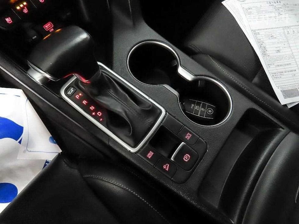 Kia Sportage 더 볼드2.0 Gasoline 2WD Prestige - 10