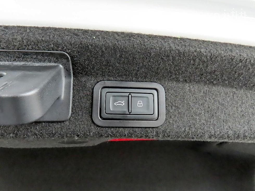 Ауди A6(C8)45 TFSI Quattro Premium - 18