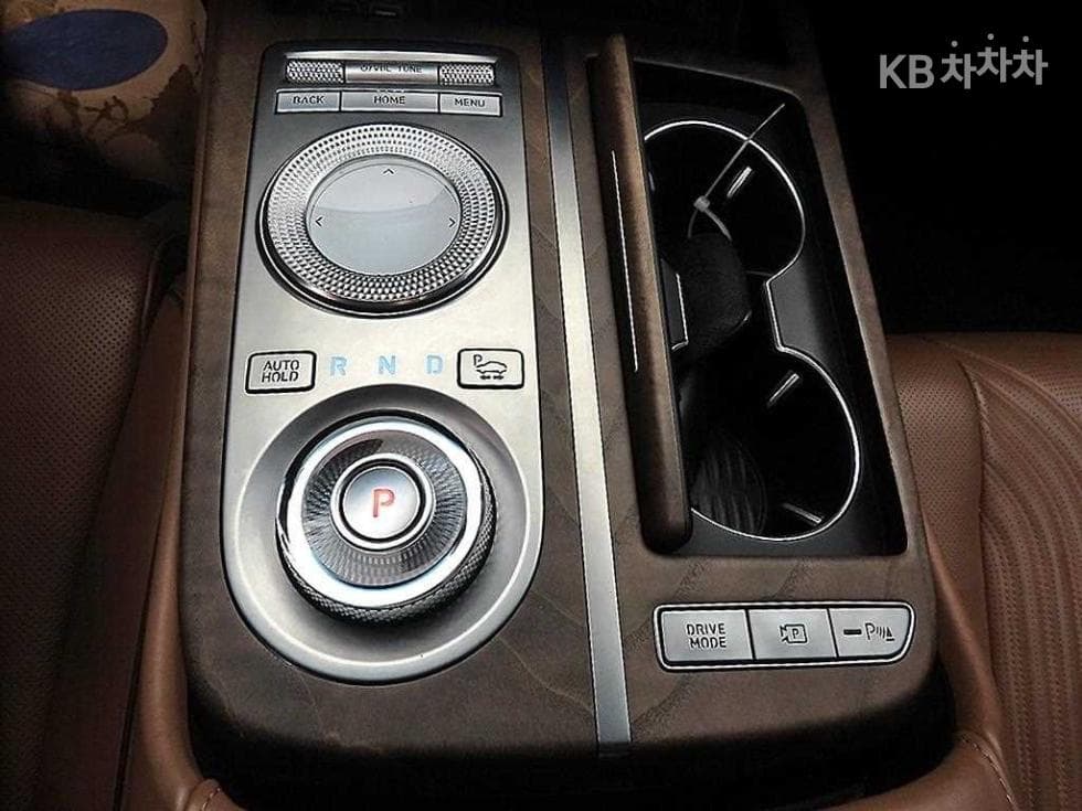 Дженезис G80(RG3)2.5 Турбо Бензин Директ Инжекция 2WD - 10