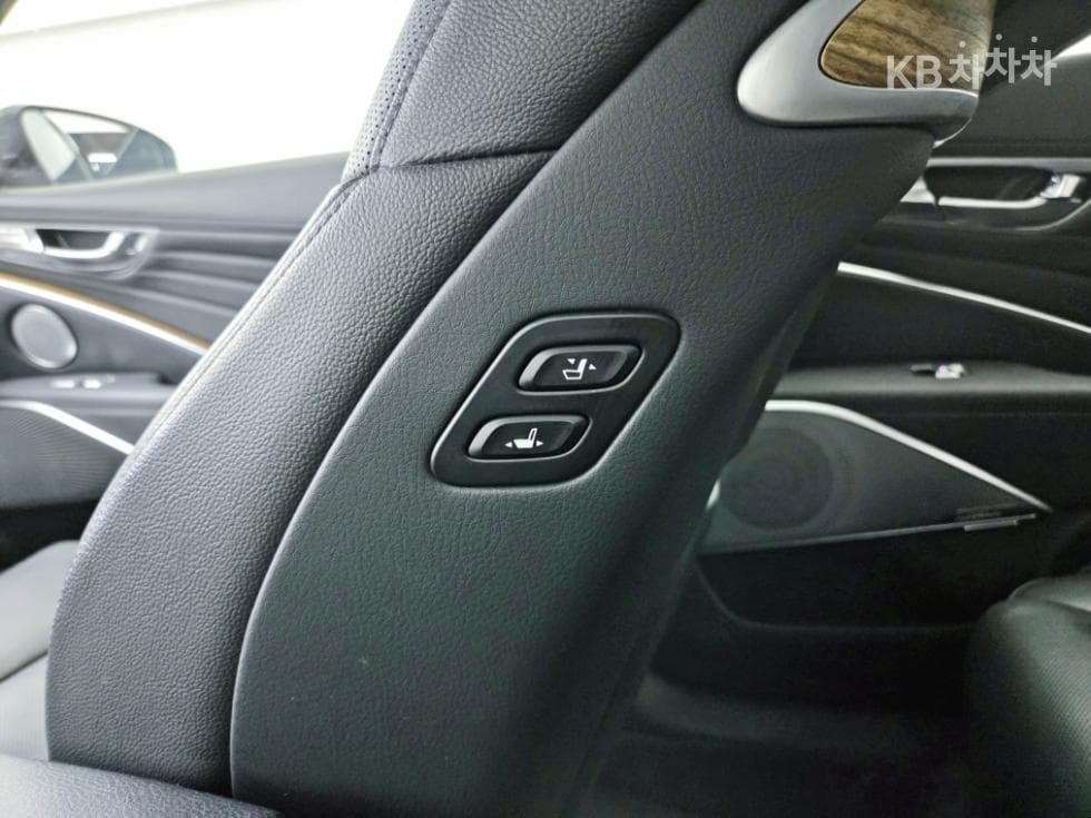 Kia The New (facelift) K9(Second generation)3.8 GDI AWD 베스트셀렉션Ⅰ - 19