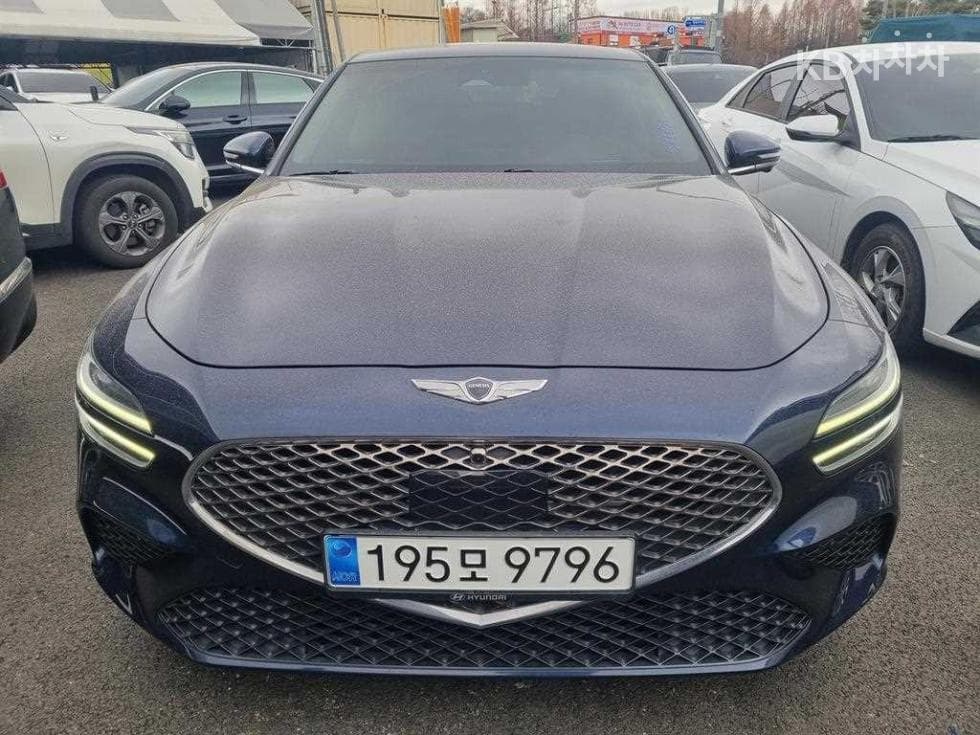 Дженезис The New (фейслифт) G70 2.0T 4x4 Стандартен - Image 1