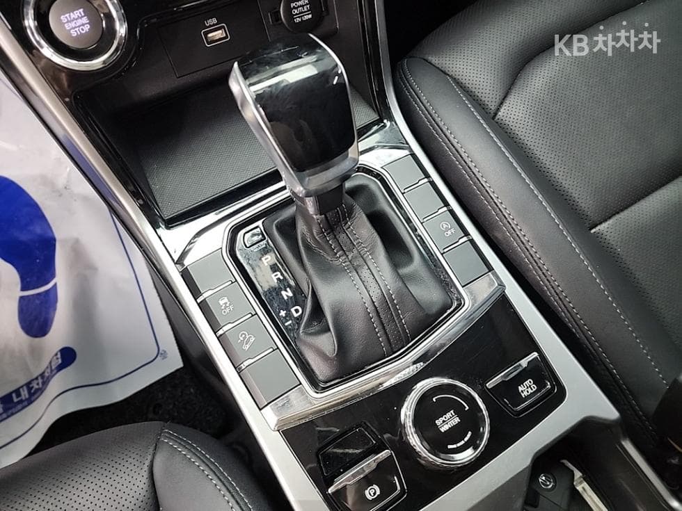 KG Mobility 뷰티플 코란도1.5 GDi Turbo 2WD C5 Plus - 8