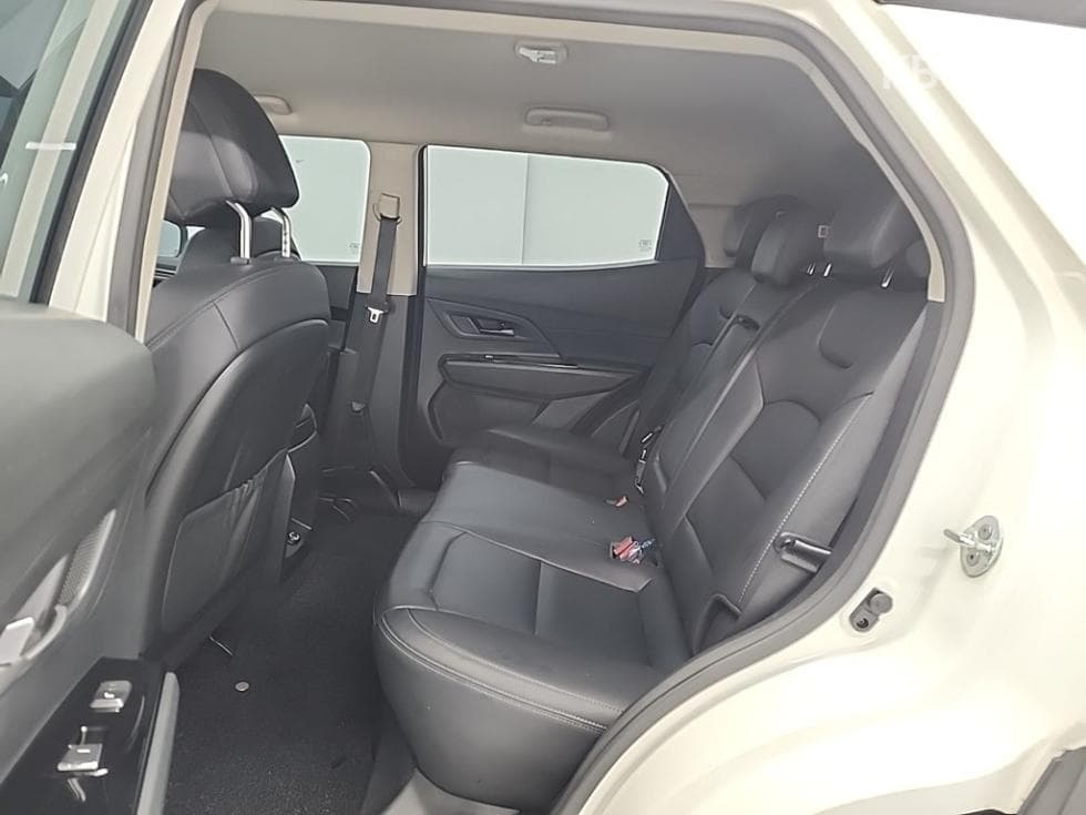 KG Mobility 뷰티플 코란도1.5 GDi Turbo 2WD C5 Plus - 12