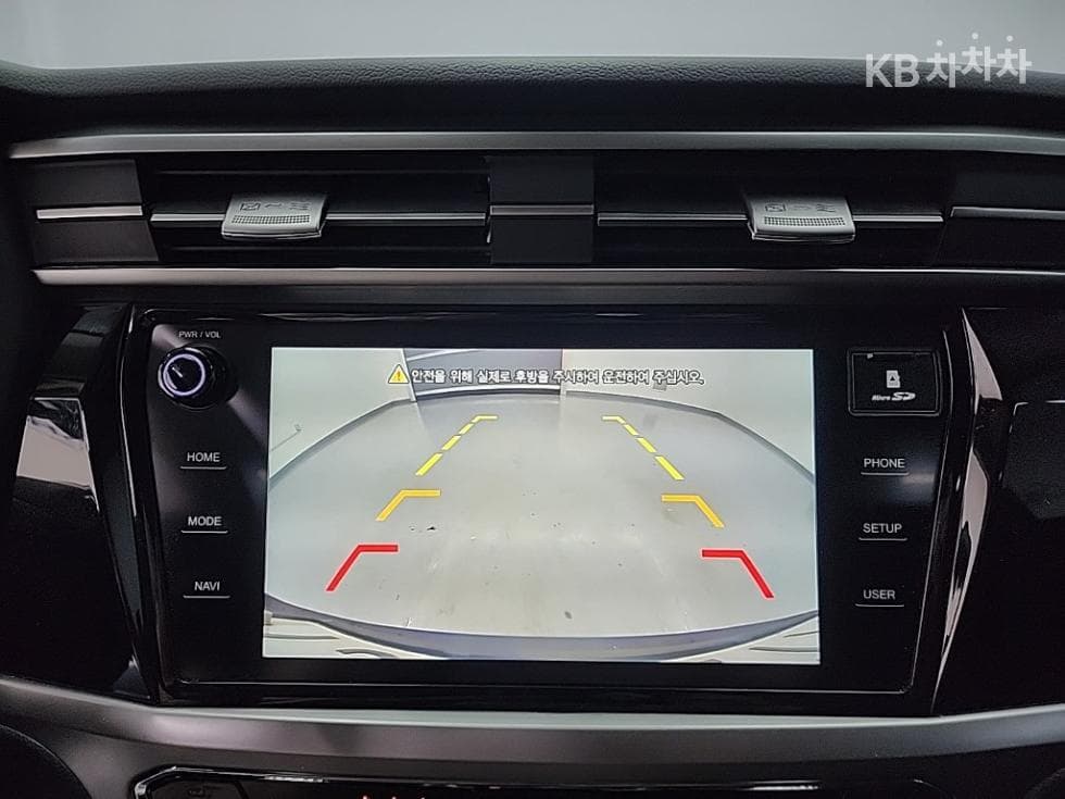 KG Mobility 뷰티플 코란도1.5 GDi Turbo 2WD C5 Plus - 15