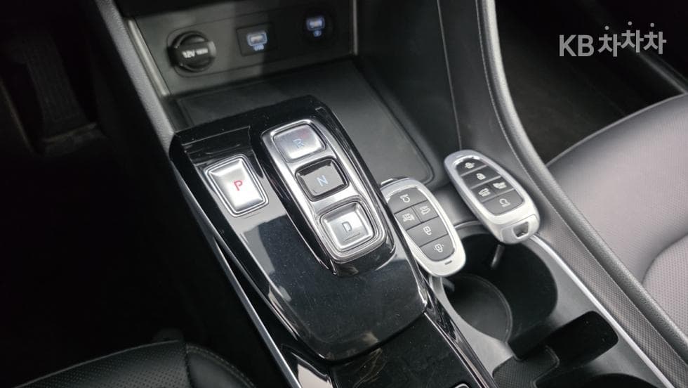 Хюндай Соната (DN8)2.0 LPG Рент-а-кар Стил - 18