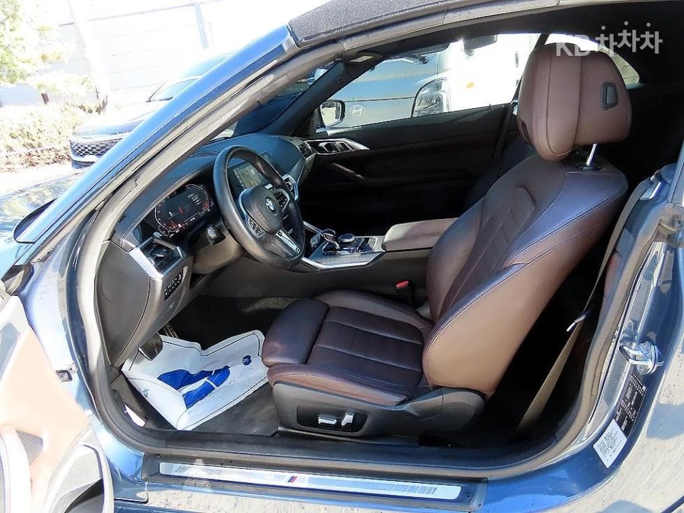 BMW 4시리즈 (G22)420i Convertible M Sport - 9