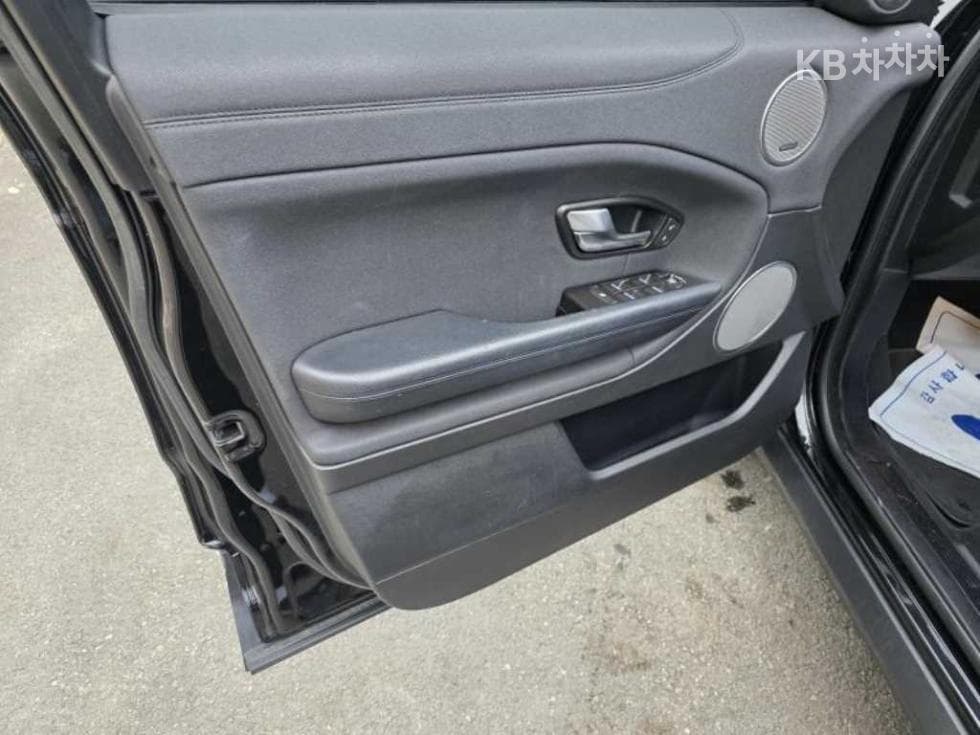 Land Rover Range Rover Евок5-врати 2.0 TD4 HSE - 12