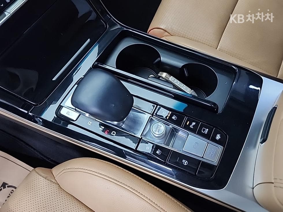 Киа K7 Premiere Хибрид2.4 HEV Noblesse - 8