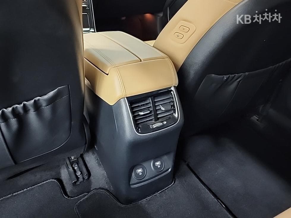 Киа K7 Premiere Хибрид2.4 HEV Noblesse - 13