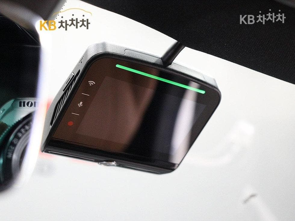 Mercedes-Benz E-클래스 (W214)E200 AMG Line - 7