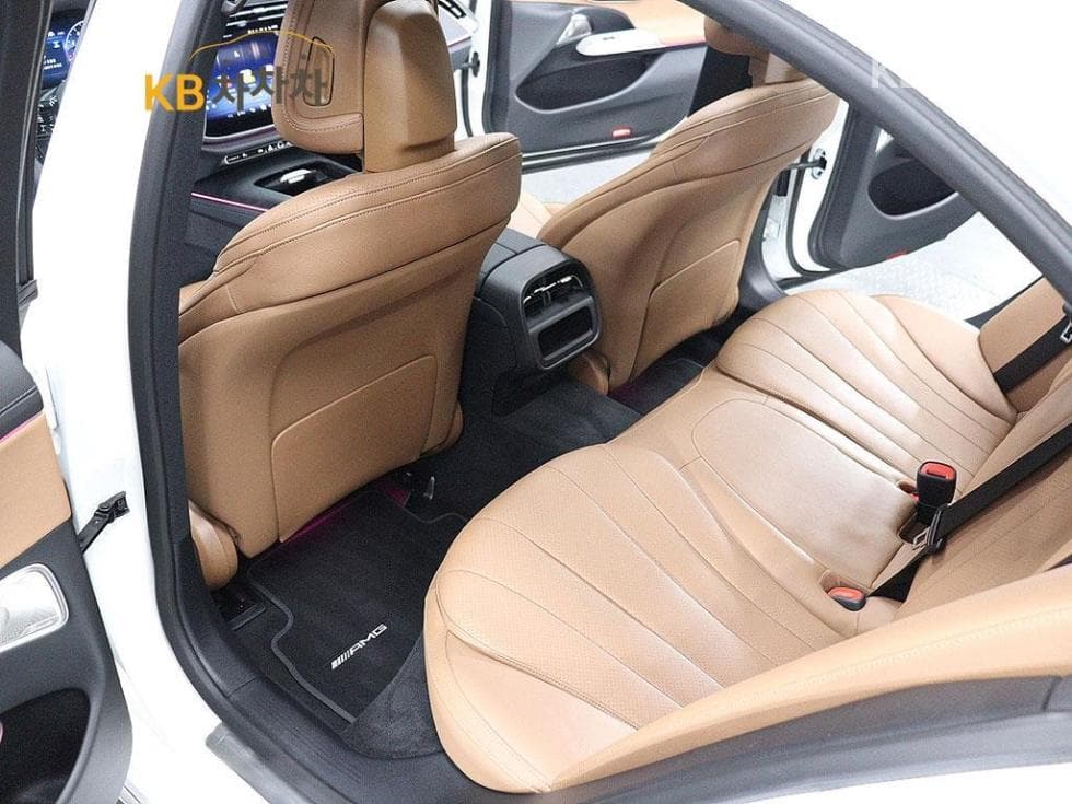 Mercedes-Benz E-클래스 (W214)E200 AMG Line - 16