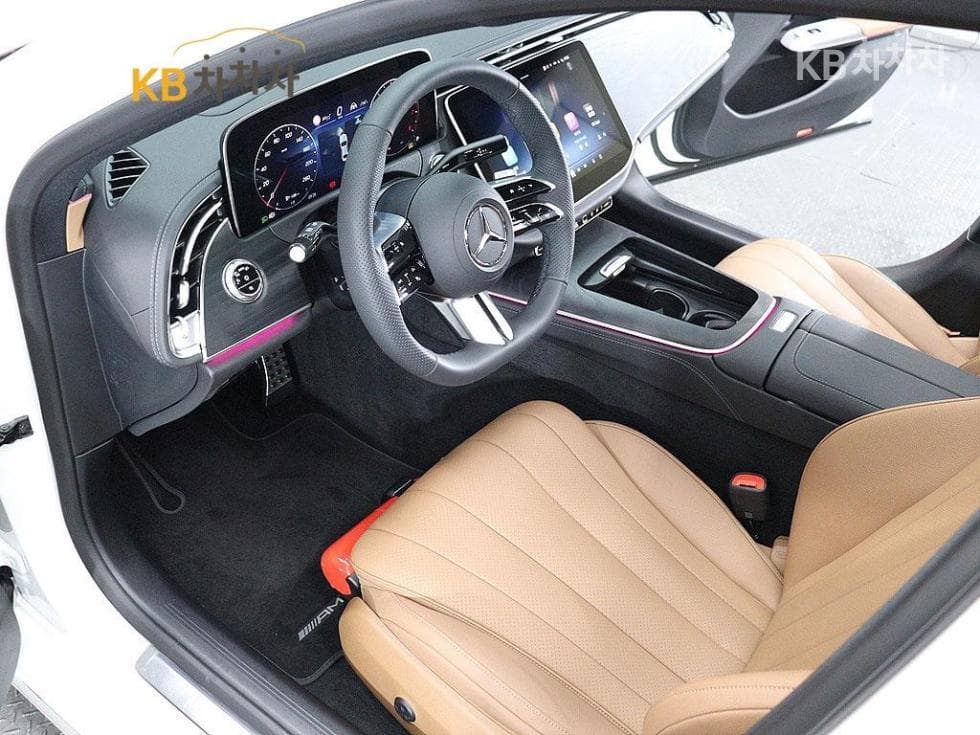 Mercedes-Benz E-클래스 (W214)E200 AMG Line - 17