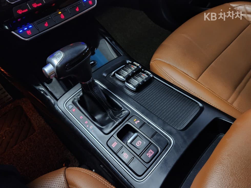 Kia The New (facelift) Sorento2.2 Diesel 2WD 마스터 - 18