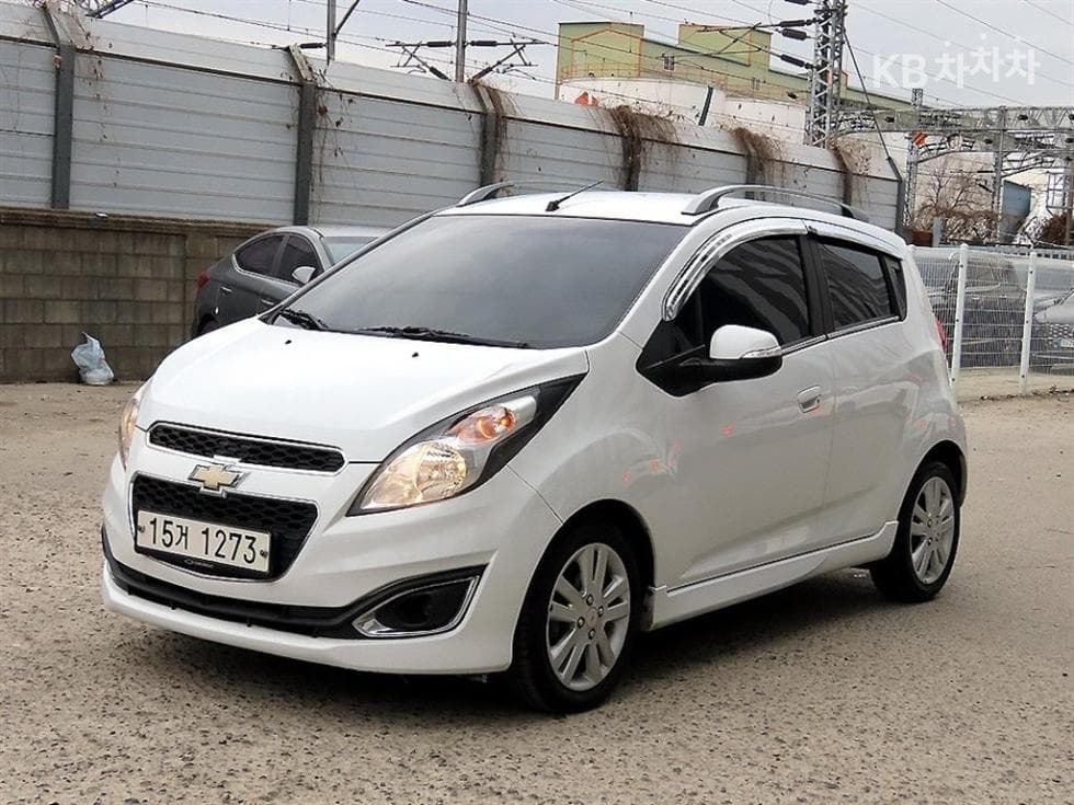 GM Korea Chevrolet Spark LT Standard - Image 1