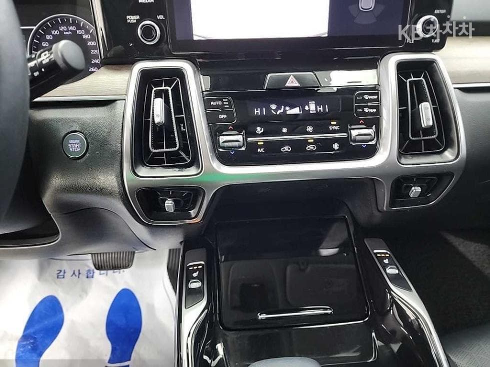 Kia Sorento 4th generation2.2 Diesel 2WD Trendy - 10