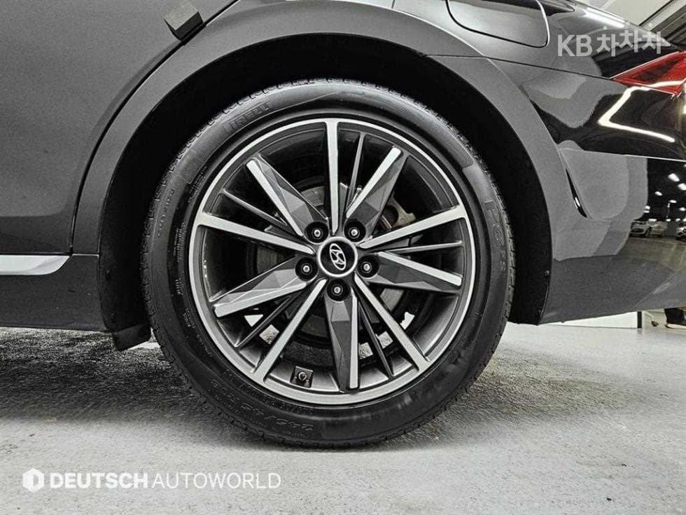 Hyundai The New (facelift) Grandeur (Azera)2.5 Exclusive - 5