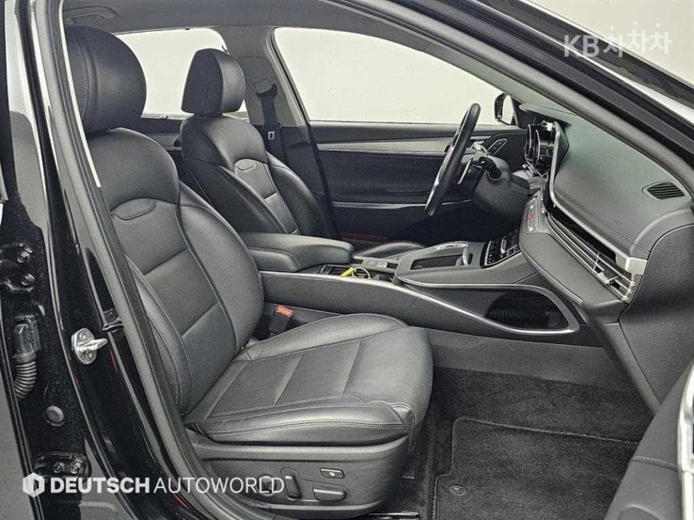 Hyundai The New (facelift) Grandeur (Azera)2.5 Exclusive - 10