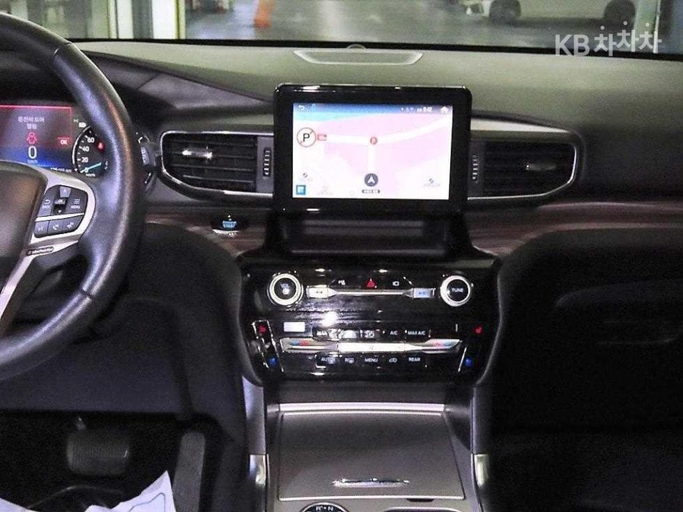 Форд Експлорер(6세대)Бензин Турбо 2.3 AWD Limited - 11