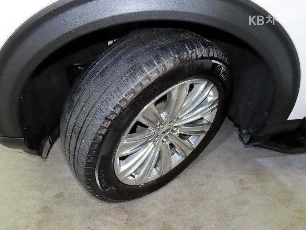 Форд Експлорер(6세대)Бензин Турбо 2.3 AWD Limited - 20