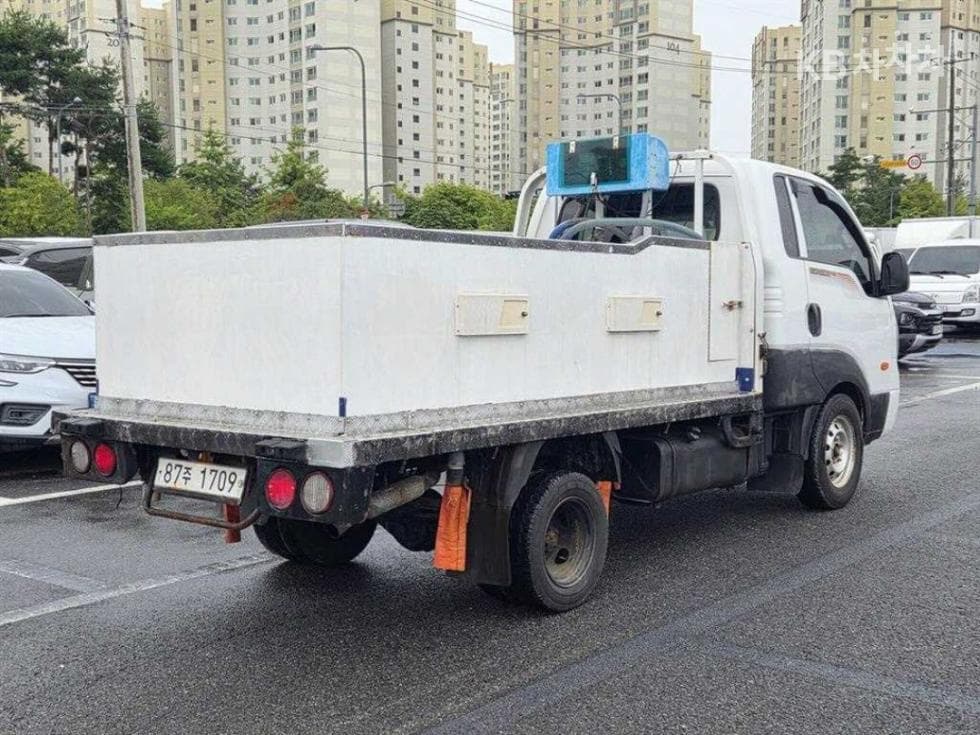 Киа Бонго 3 (лек)1 тон 활어수송차 Удължено междуосие Королевска кабина Лукс - 3