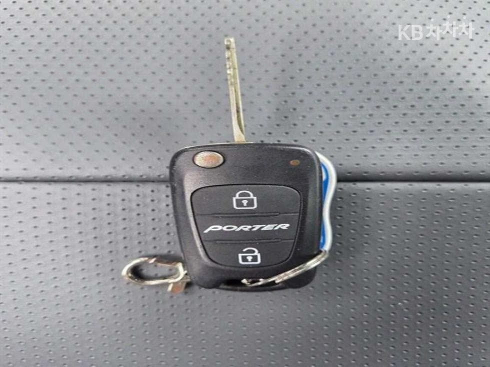 Киа Бонго 3 (лек)1 тон 활어수송차 Удължено междуосие Королевска кабина Лукс - 16