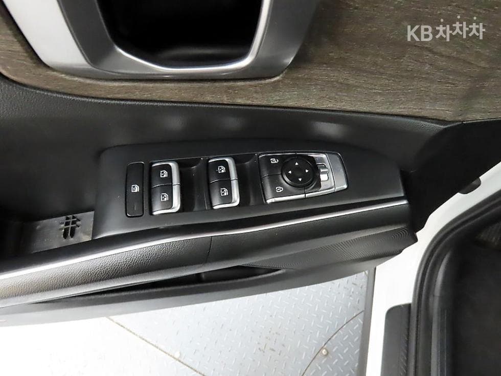 Киа Sorento 4-то поколение2.2 Дизел 4x4 Престиж - 11