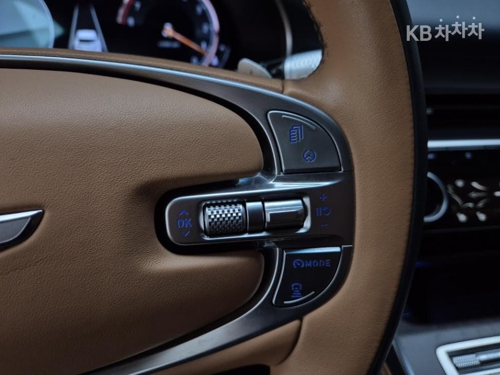 Genesis GV803.5 Turbo Gasoline AWD - 16