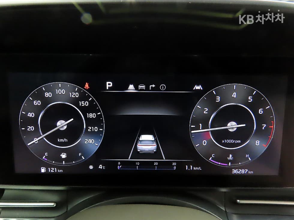 Киа Канивал 4-то поколениеВисок Лимузин (Канивал) G3.5 GDI 7-местен (Лимузин) Signature - 7