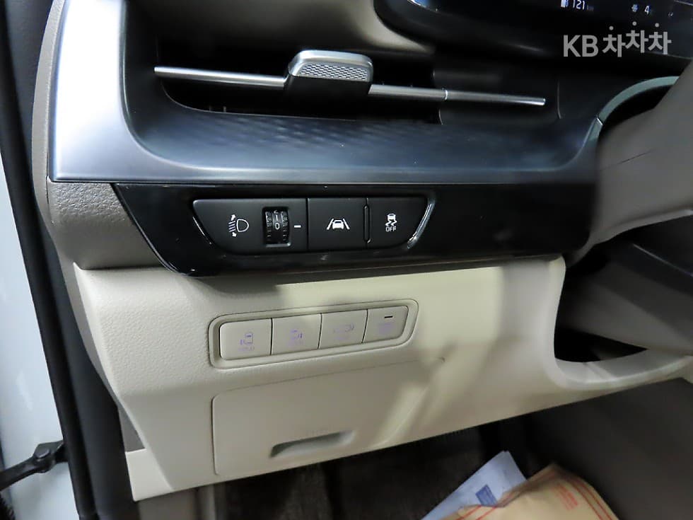 Киа Канивал 4-то поколениеВисок Лимузин (Канивал) G3.5 GDI 7-местен (Лимузин) Signature - 13