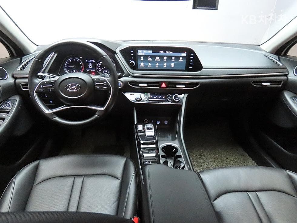 Hyundai Sonata (DN8)2.0 Premium - 6