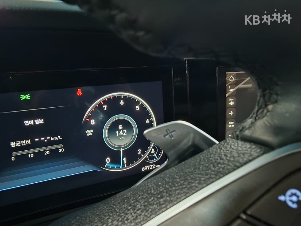 Hyundai The New (facelift) Grandeur (Azera)2.5 Exclusive - 22