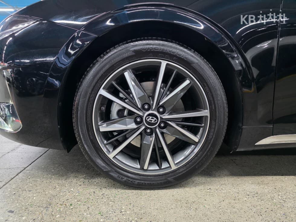 Hyundai The New (facelift) Grandeur (Azera)2.5 Exclusive - 26