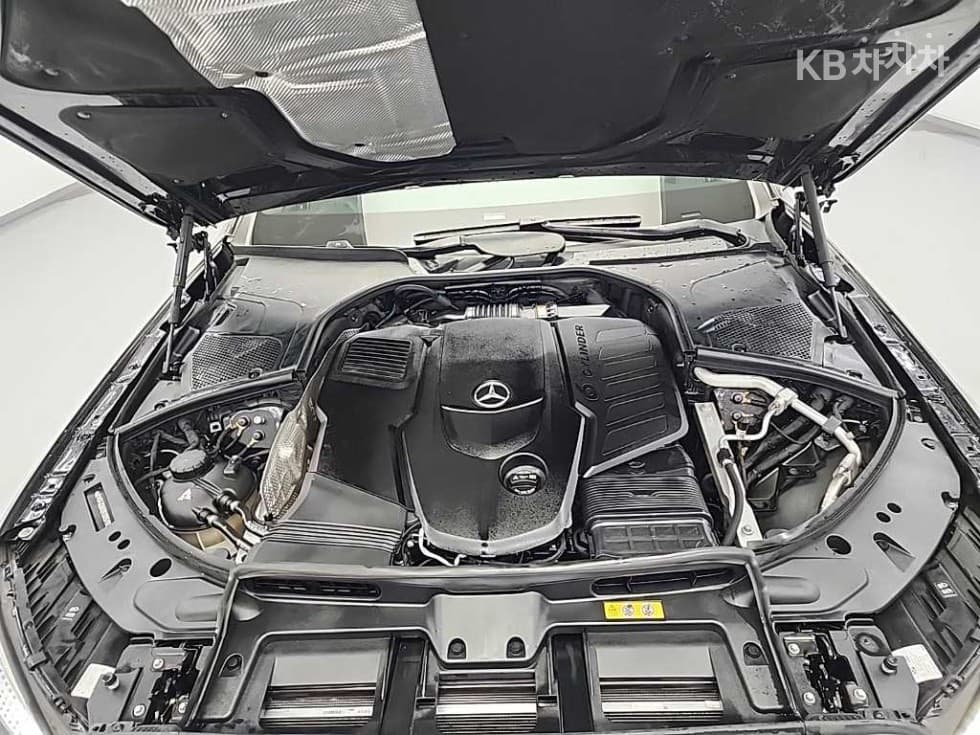 Mercedes-Benz S-Class W223S400d 4Matic Standard - 5