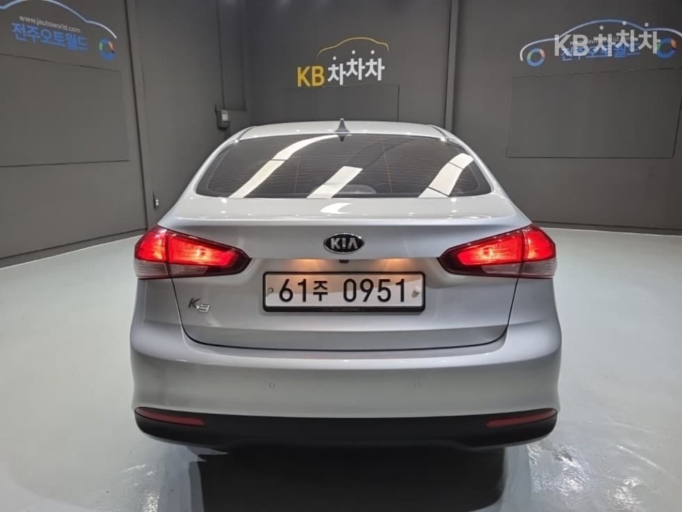 Киа The New (фейслифт) K31.6 Бензин Тренди Стандартен - 3