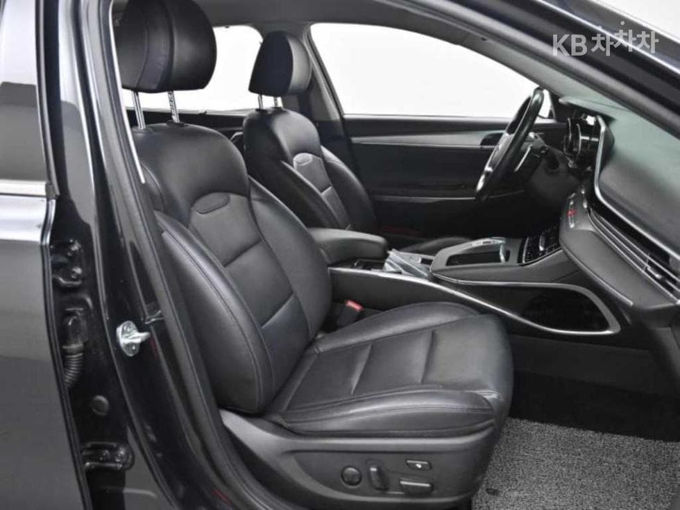 Хюндай The New (фейслифт) Grandeur (Azera) Хибрид2.4 Exclusive - 10