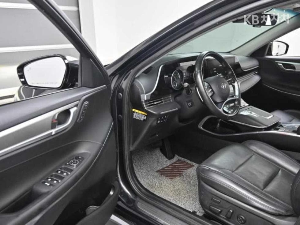 Хюндай The New (фейслифт) Grandeur (Azera) Хибрид2.4 Exclusive - 11