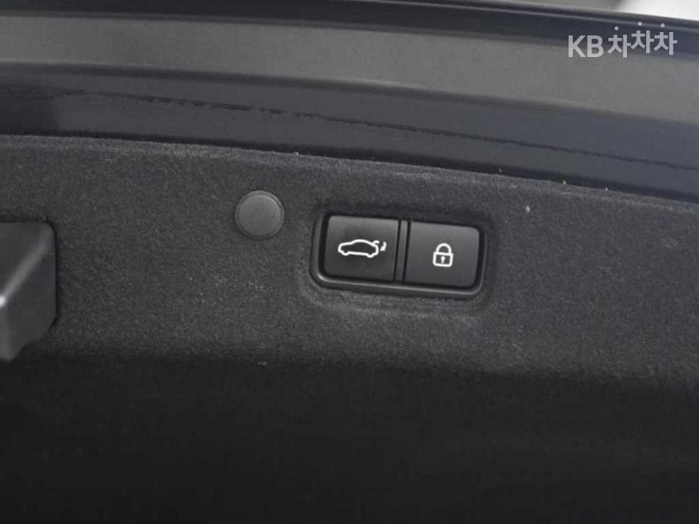 Хюндай The New (фейслифт) Grandeur (Azera) Хибрид2.4 Exclusive - 20