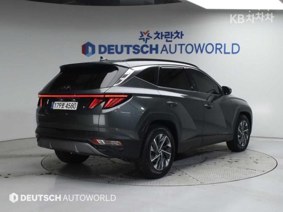 Hyundai The All New Tucson Hybrid(NX (Lexus SUV)4)1.6T HEV Inspiration - 2