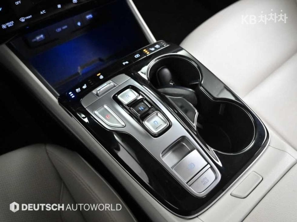 Hyundai The All New Tucson Hybrid(NX (Lexus SUV)4)1.6T HEV Inspiration - 9