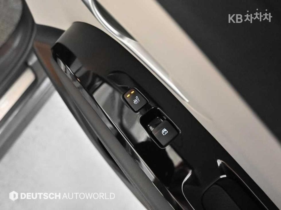 Hyundai The All New Tucson Hybrid(NX (Lexus SUV)4)1.6T HEV Inspiration - 16