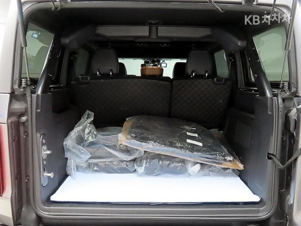 Форд 브롱코(U725)2.7 4 Door Outer Banks Стандартен - 17