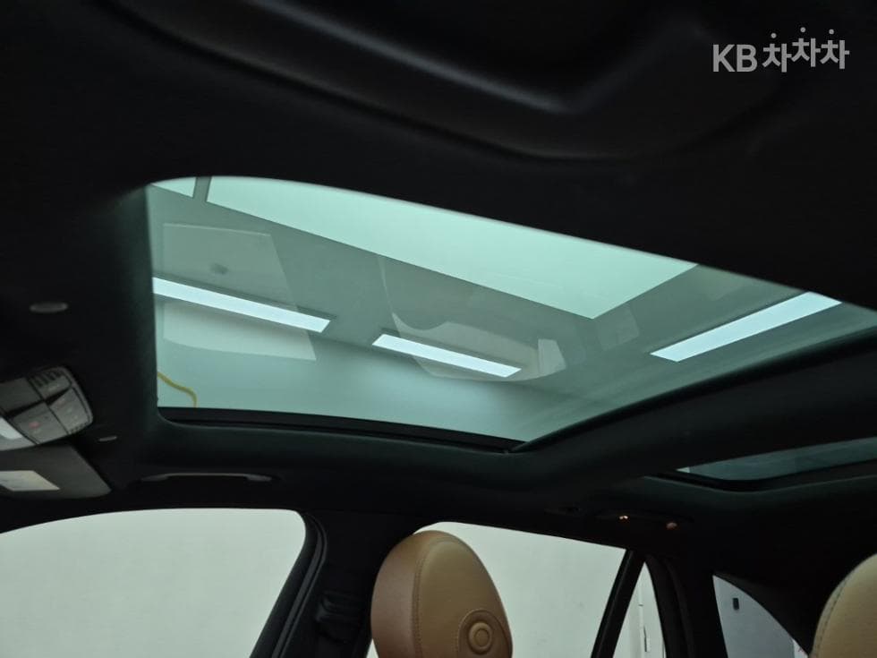 Mercedes-Benz GLC(X253)300 e 4Matic - 13