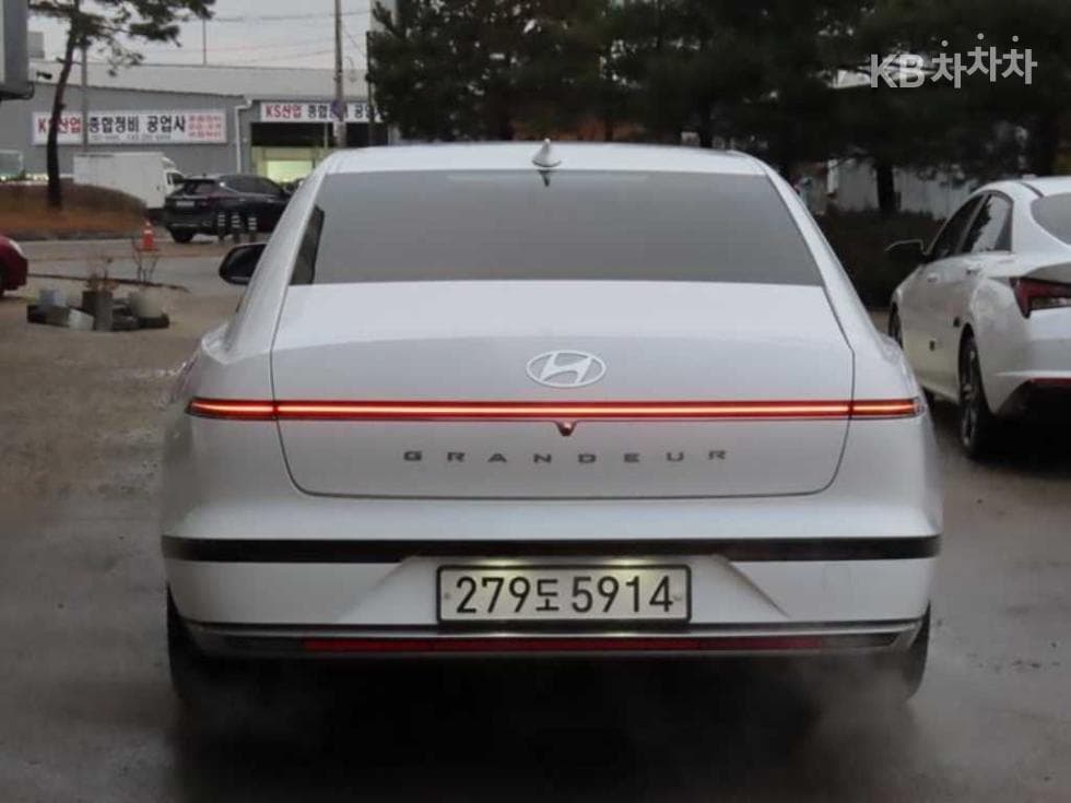 Хюндай Ди Всеново Grandeur (Azera) Хибрид1.6 Турбо Бензин Premium - 4