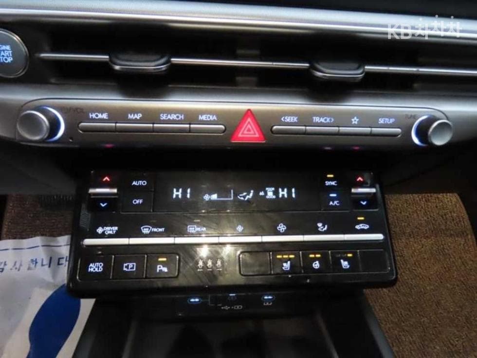 Хюндай Ди Всеново Grandeur (Azera) Хибрид1.6 Турбо Бензин Premium - 16