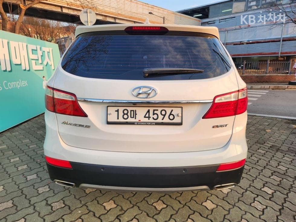 Хюндай 맥스CruzeДизел(e-VGT)2.2 2WD Exclusive 7-местен (Лимузин) Стандартен - 4