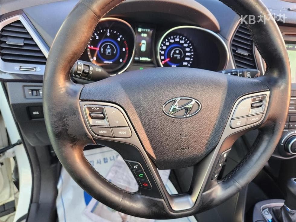 Хюндай 맥스CruzeДизел(e-VGT)2.2 2WD Exclusive 7-местен (Лимузин) Стандартен - 15