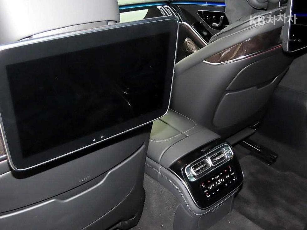 Mercedes-Benz S-Class W223S580L 4Matic Standard - 15