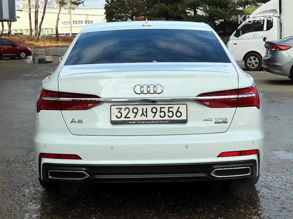 Ауди A6(C8)45 TFSI Quattro Premium - 4