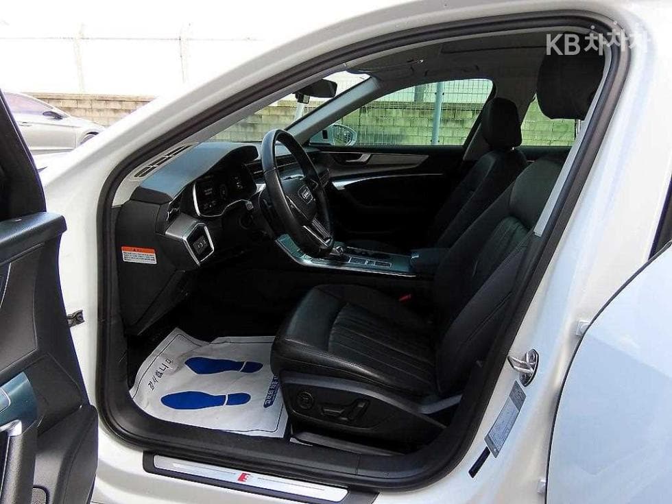 Ауди A6(C8)45 TFSI Quattro Premium - 5